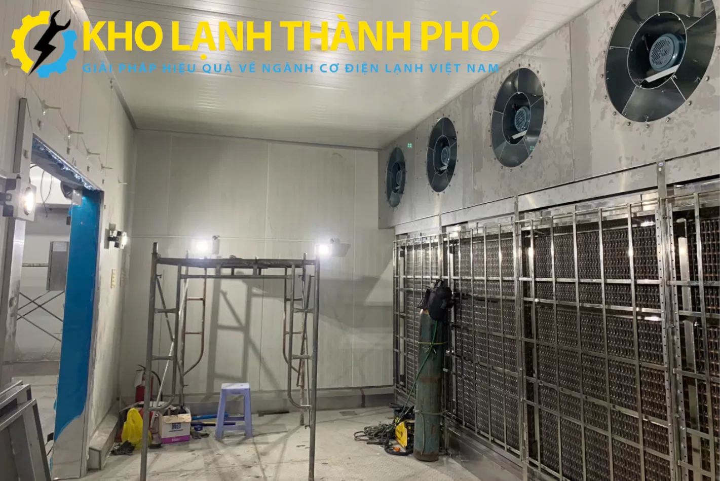 Kho lạnh nhà máy chế biến cá tra tại Vĩnh Long