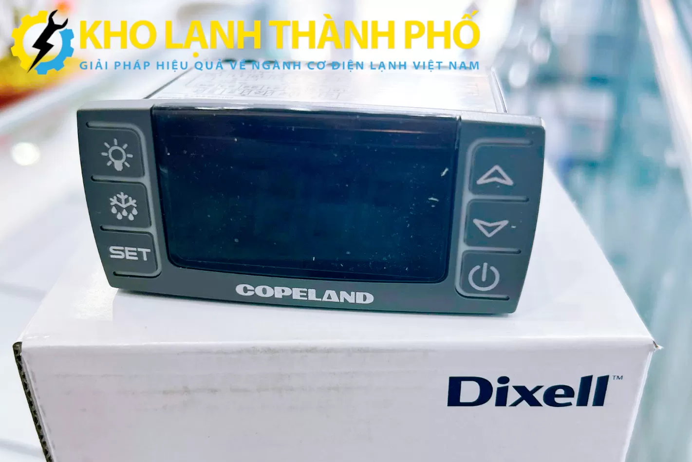 Bộ điều khiển nhiệt độ Dixell XR77CX